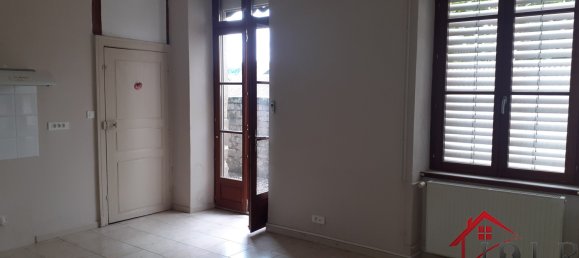 Дом с 9 спальнями в Бурбонн-ле-Бен, Франция № 255801 8