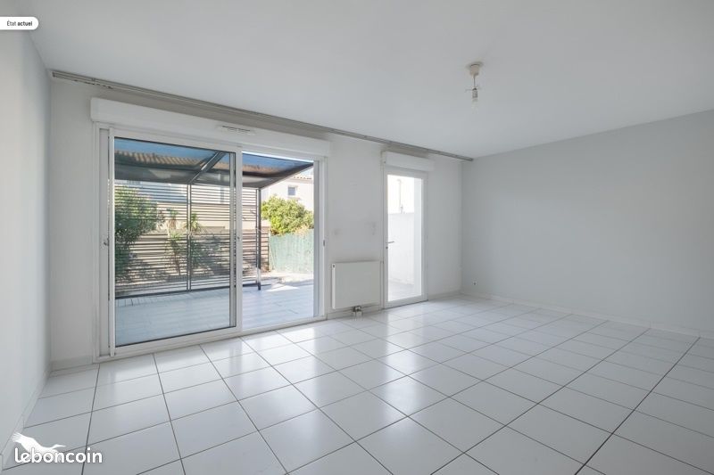 Casa de 3 dormitorios en Juvignac, France No. 338745