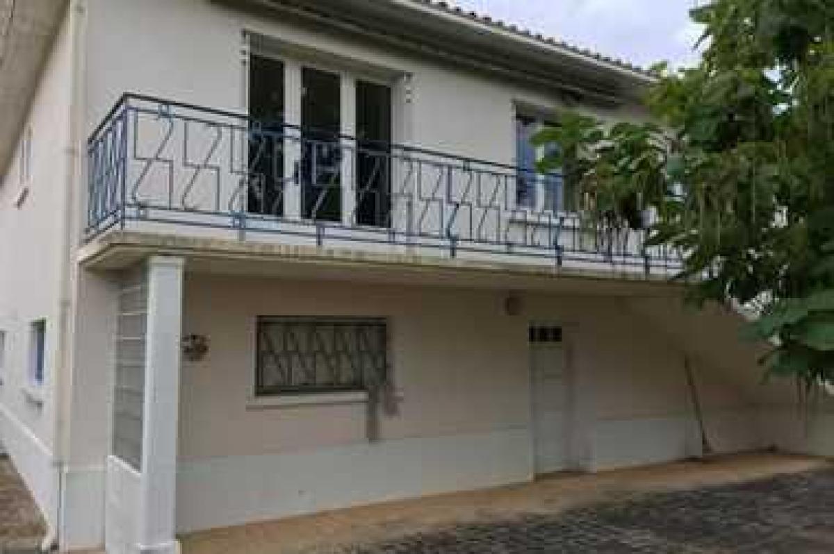 Casa T4 em Angouleme, France N.º 27577