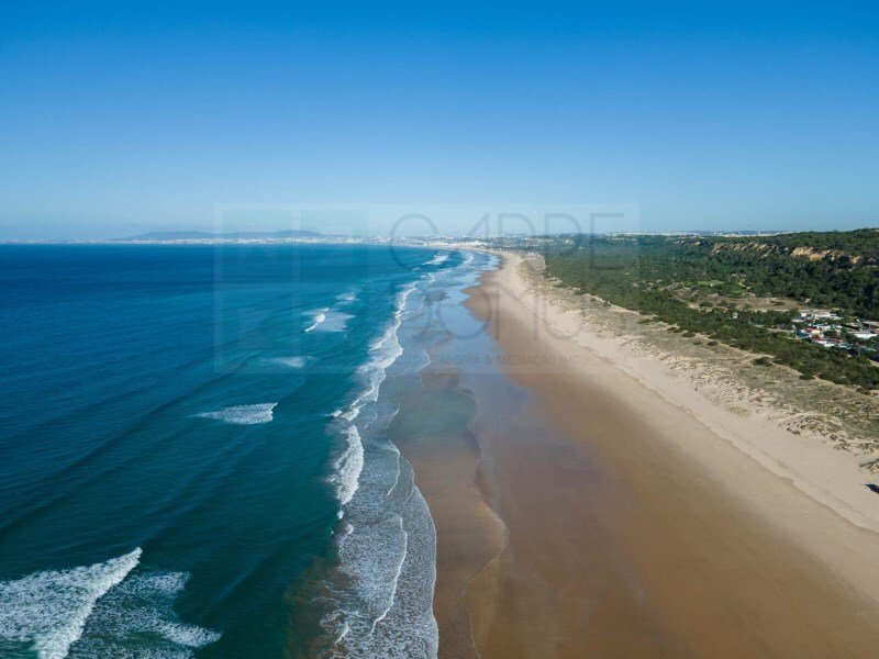 4 Schlafzimmer Villa in Almada, Portugal, Nr. 195070