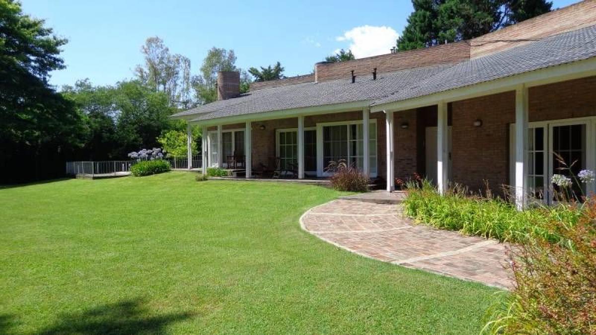 4 Schlafzimmer Haus in Pilar, Argentina, Nr. 12358