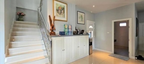 4 bedrooms Cafe / restaurant in Pattaya, Thailand No. 19285 10