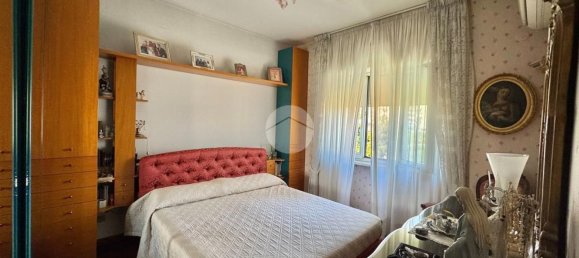 4 rooms Apartment in Naples, Italy No. 286726 12