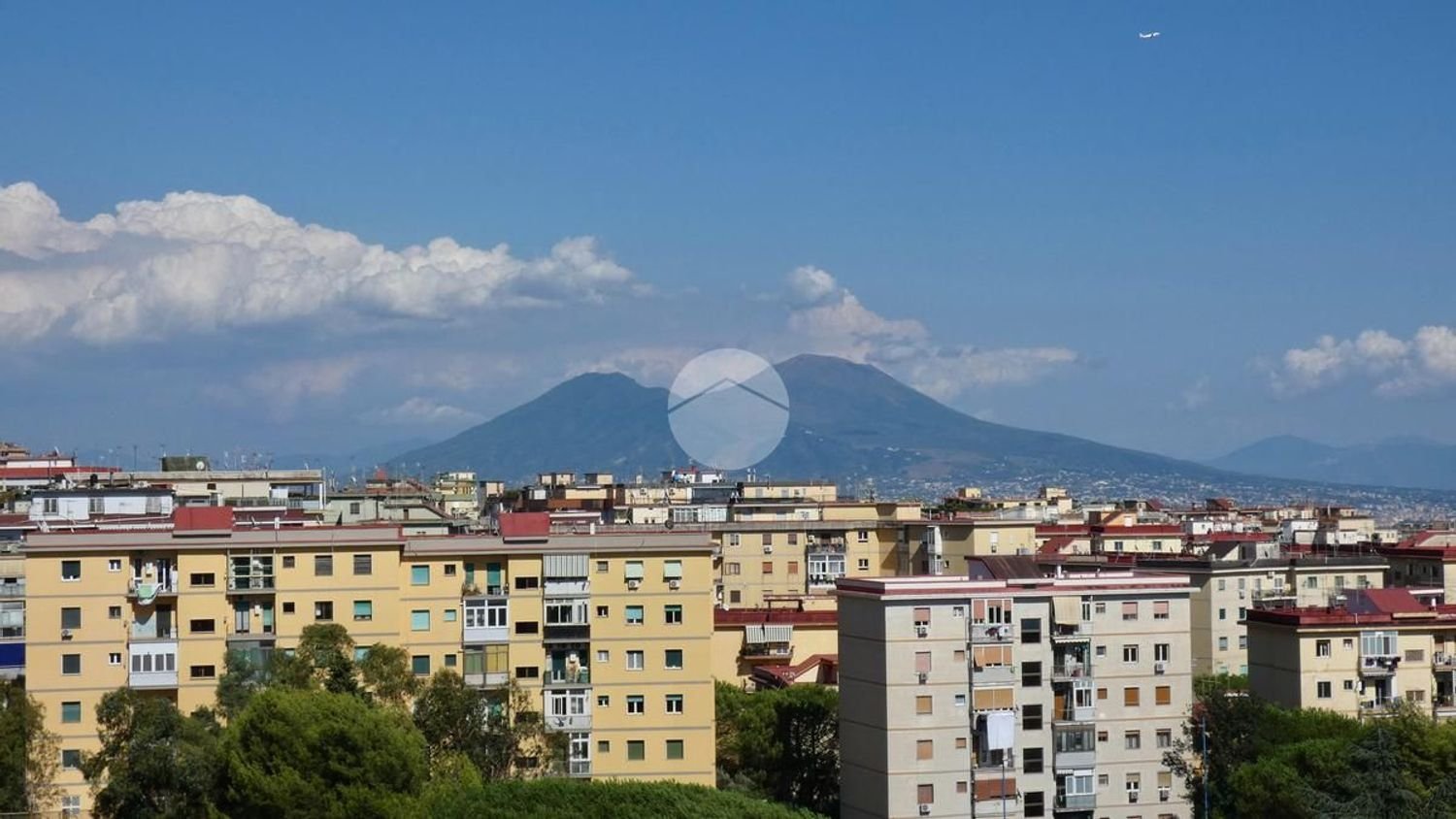 4 rooms Apartment in Naples, Italy No. 286726