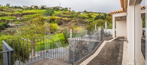 3 bedrooms House in Calheta, Portugal No. 82462 9