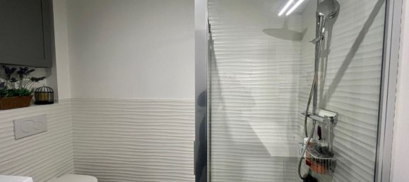 2 chambres Appartement à Paray-Vieille-Poste, France No. 137288 14