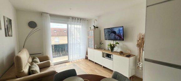 2 chambres Appartement à Paray-Vieille-Poste, France No. 137288 8