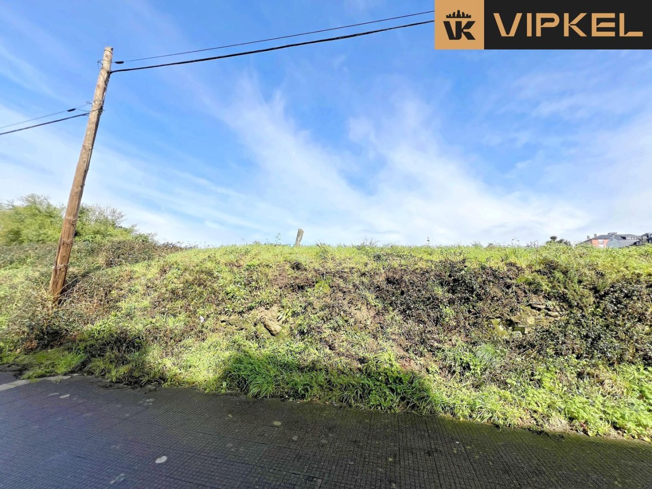 910m² Land in Santa Comba, Spain No. 58147