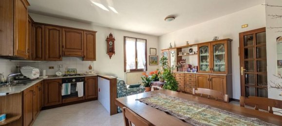 6 rooms Apartment in Sasso Marconi, Italy No. 37521 3