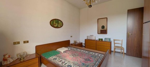 6 rooms Apartment in Sasso Marconi, Italy No. 37521 8