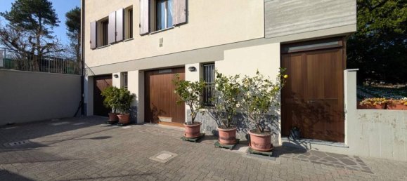6 rooms Apartment in Sasso Marconi, Italy No. 37521 32