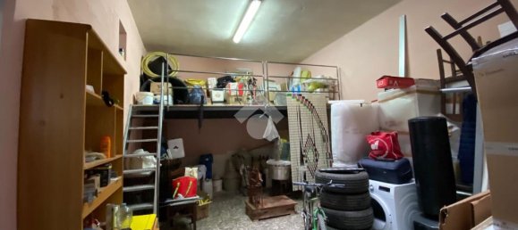 1-salle Garage à Altamura, Italy No. 89904 2