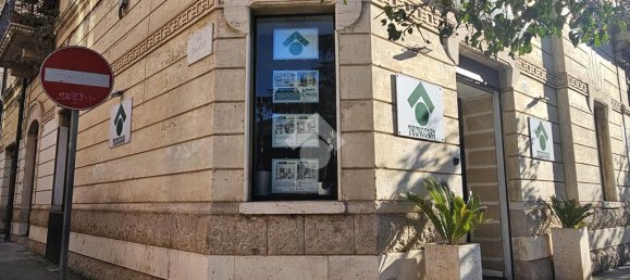 1-salle Garage à Altamura, Italy No. 89904 17