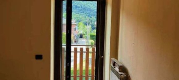 4 rooms Apartment in Luino, Italy No. 12959 16