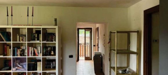 4 rooms Apartment in Luino, Italy No. 12959 6