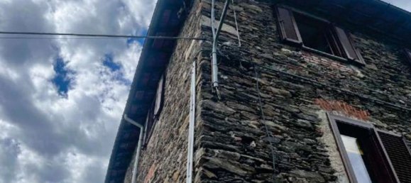 4 rooms Apartment in Luino, Italy No. 12959 3