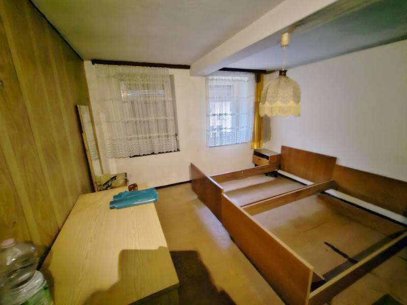 3 غرف نوم منزل في Kaiserslautern, Germany رقم 136100