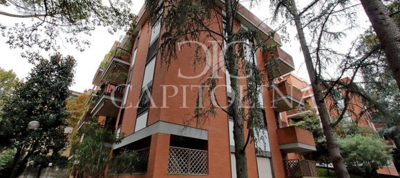 3 rooms Apartment in Rome, Italy No. 164146 9