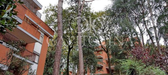 3 rooms Apartment in Rome, Italy No. 164146 6