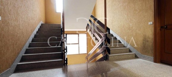 3 rooms Apartment in Rome, Italy No. 164146 5