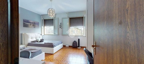 3 bedrooms House in Cento, Italy No. 333572 23