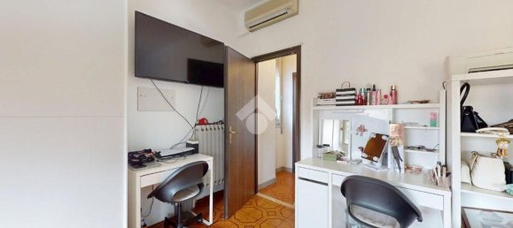 3 bedrooms House in Cento, Italy No. 333572 25