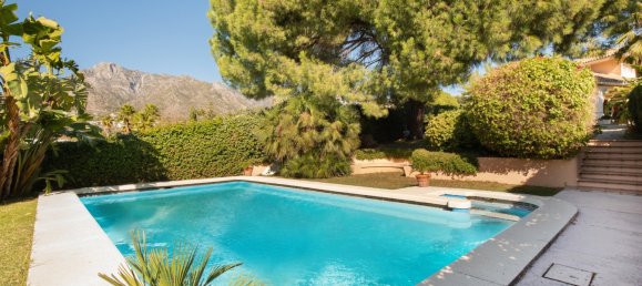 Villa de 5 dormitorios en Marbella, Spain No. 127831 21