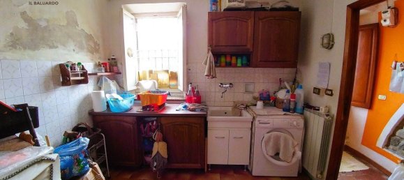 Casa de 6 habitaciónes en Capannori, Italy No. 42657 5