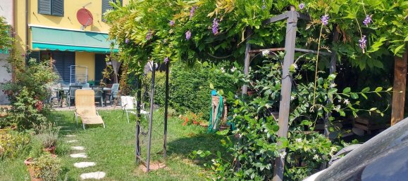 Casa de 6 habitaciónes en Capannori, Italy No. 42657 32