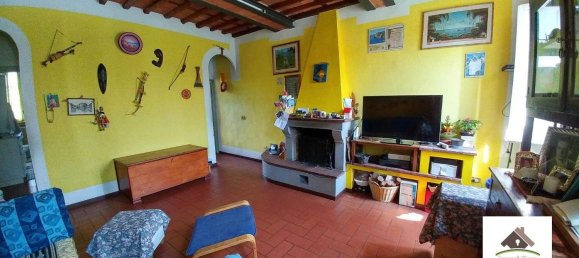 Casa de 6 habitaciónes en Capannori, Italy No. 42657 8