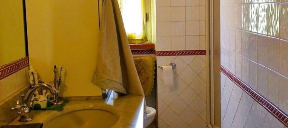 Casa de 6 habitaciónes en Capannori, Italy No. 42657 12