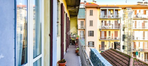 3 bedrooms Apartment in Turin, Italy No. 58364 40