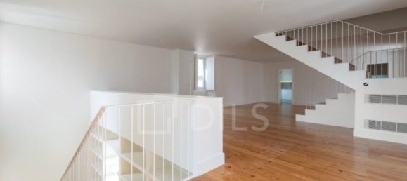 2 غرف نوم منزل ذو طابقين في Lisbon, Portugal رقم 280683 42