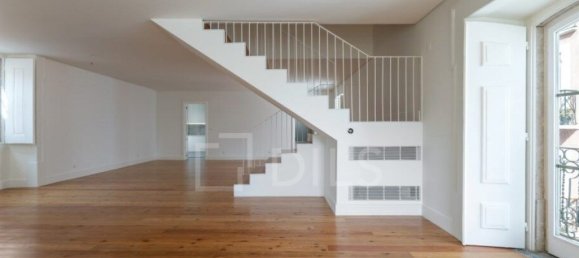 2 غرف نوم منزل ذو طابقين في Lisbon, Portugal رقم 280683 11