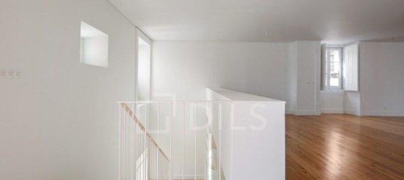 2 غرف نوم منزل ذو طابقين في Lisbon, Portugal رقم 280683 25