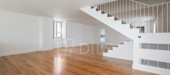 2 غرف نوم منزل ذو طابقين في Lisbon, Portugal رقم 280683 33