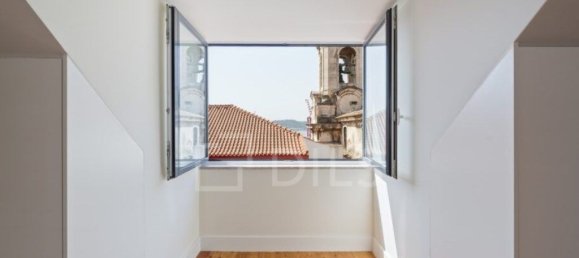 2 غرف نوم منزل ذو طابقين في Lisbon, Portugal رقم 280683 3