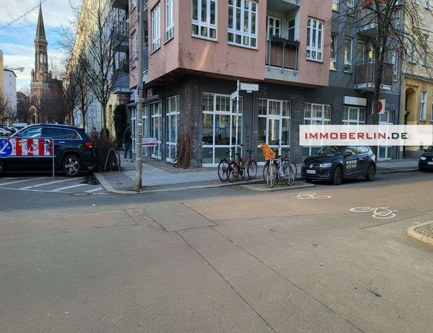 Коммерческая недвижимость 51м² в Митте, Германия № 290683