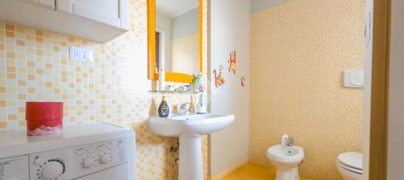 4-salle Appartement à Manfredonia, Italy No. 235178 16