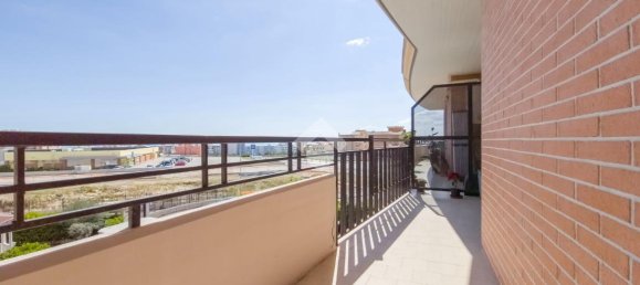 4-salle Appartement à Manfredonia, Italy No. 235178 10