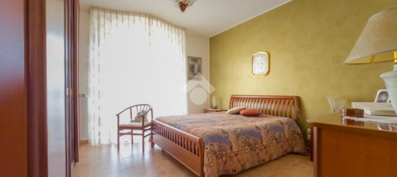 4-salle Appartement à Manfredonia, Italy No. 235178 8