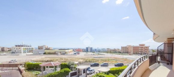 4-salle Appartement à Manfredonia, Italy No. 235178 19