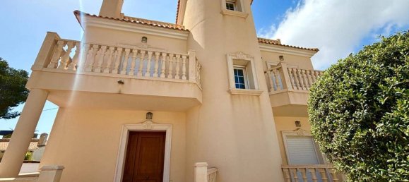 4 Schlafzimmer Haus in Cabo Roig, Spain, Nr. 185950 6