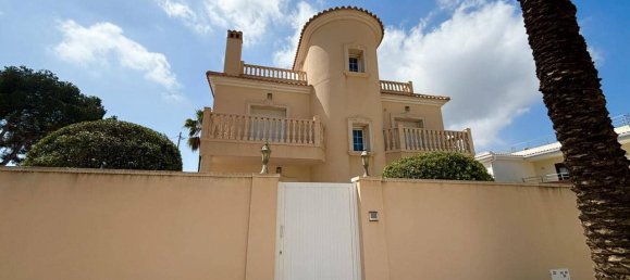 4 Schlafzimmer Haus in Cabo Roig, Spain, Nr. 185950 5