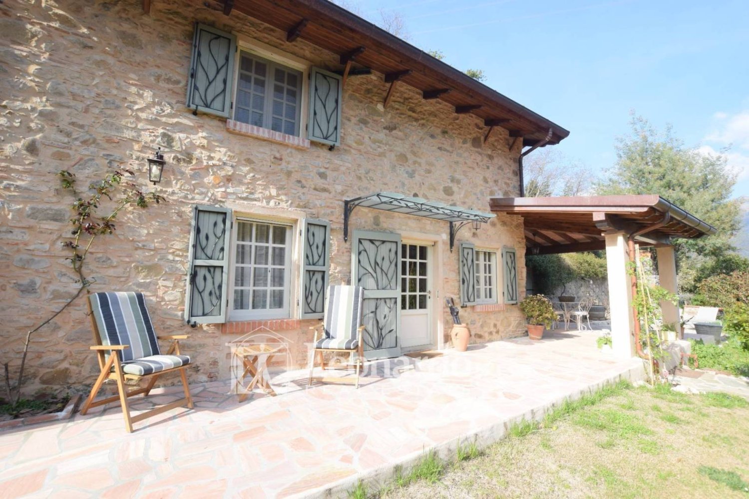 3 bedrooms Villa in Camaiore, Italy No. 45490