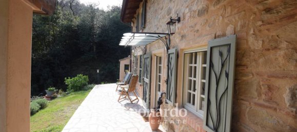 3 bedrooms Villa in Camaiore, Italy No. 45490 3