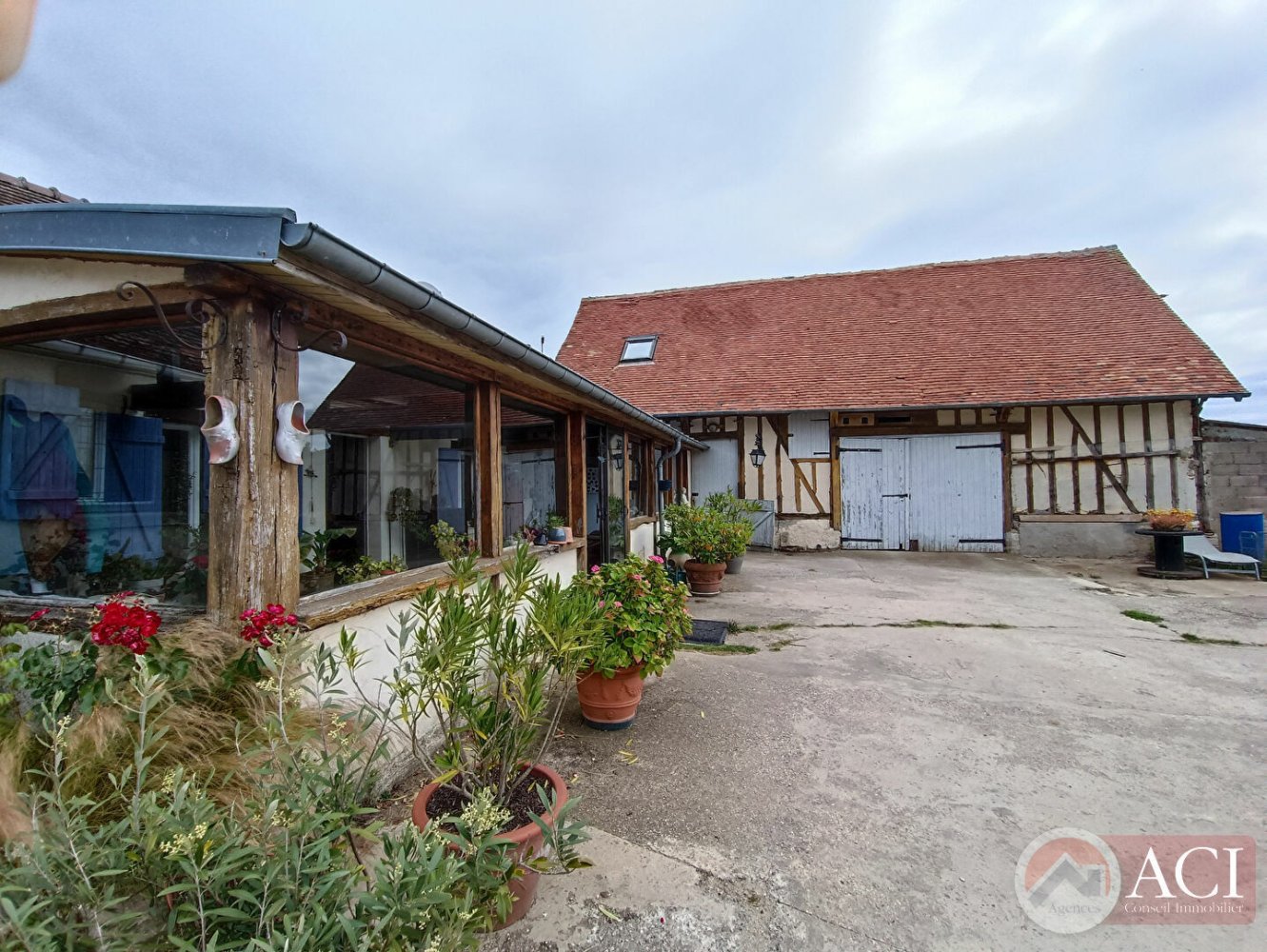 2 Schlafzimmer Haus in Meru, France, Nr. 258938
