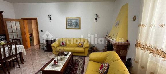 Квартира с 3 спальнями в Ортона, Италия № 270554 2