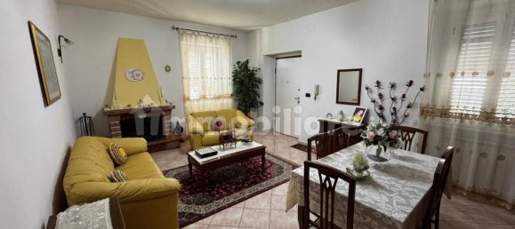 Квартира с 3 спальнями в Ортона, Италия № 270554 4