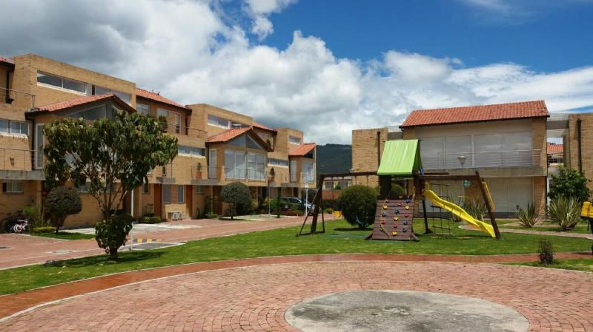 Casa T3 em Cundinamarca, Colombia N.º 1991